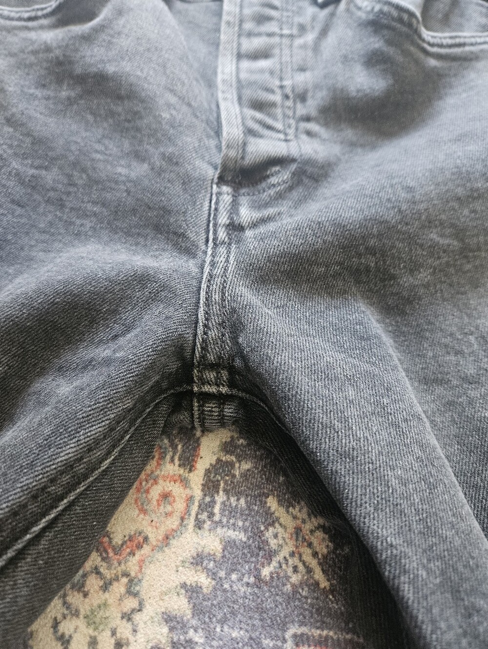 Denim Forum Yoko high-rise slim jeans in a black wash. 27. - Picture 8 of 14
